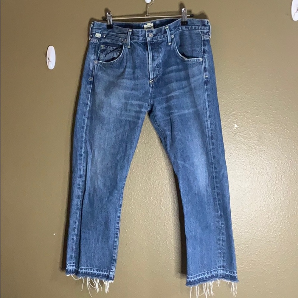 Citizens of Humanity button fly crop Jean size 29